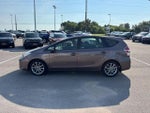 2017 Prius v Thumbnail 6