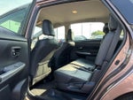 2017 Prius v Thumbnail 10