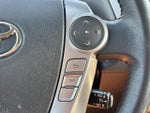 2017 Prius v Thumbnail 18