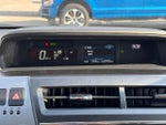 2017 Prius v Thumbnail 19