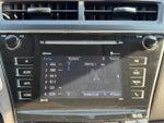 2017 Prius v Thumbnail 20