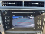 2017 Prius v Thumbnail 21