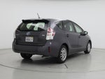 2017 Prius v Thumbnail 8