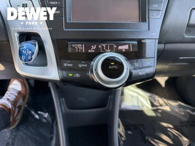 2012 Toyota Prius - $9,113