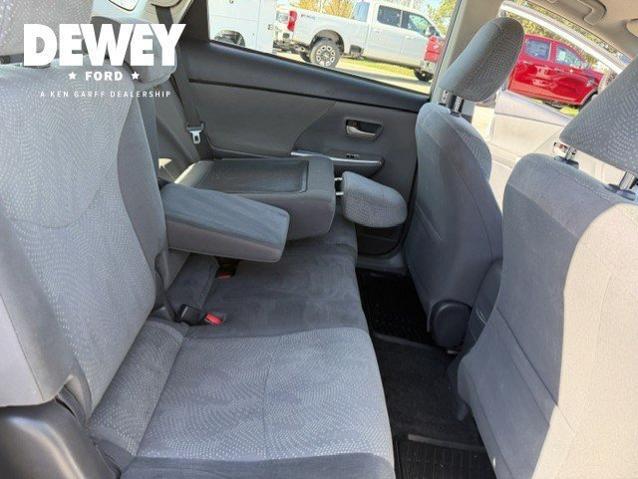 2012 Toyota Prius - $9,113