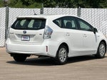 2013 Prius v Thumbnail 4