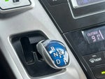 2013 Prius v Thumbnail 18