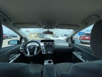 2014 Prius v Thumbnail 20