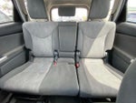 2014 Prius v Thumbnail 19