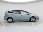 2014 Prius v Thumbnail 7