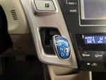 2014 Prius v Thumbnail 17