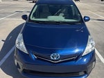 2012 Prius v Thumbnail 3