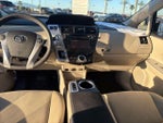 2012 Prius v Thumbnail 14