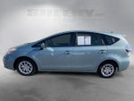 2013 Prius v Thumbnail 12