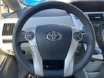 2013 Prius v Thumbnail 15