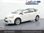 2014 Prius v Thumbnail 1