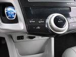 2014 Prius v Thumbnail 11