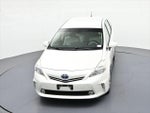 2014 Prius v Thumbnail 16
