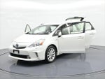 2014 Prius v Thumbnail 25