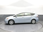 2012 Prius v Thumbnail 9