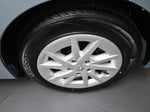 2012 Prius v Thumbnail 15