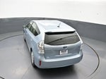 2012 Prius v Thumbnail 38