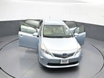 2012 Prius v Thumbnail 45