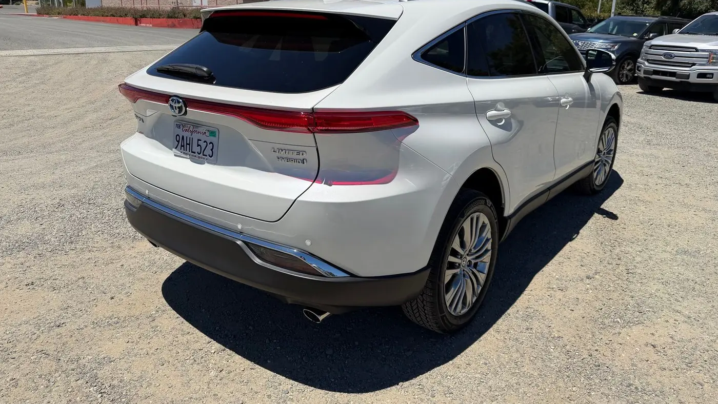 2022 Toyota Venza LE