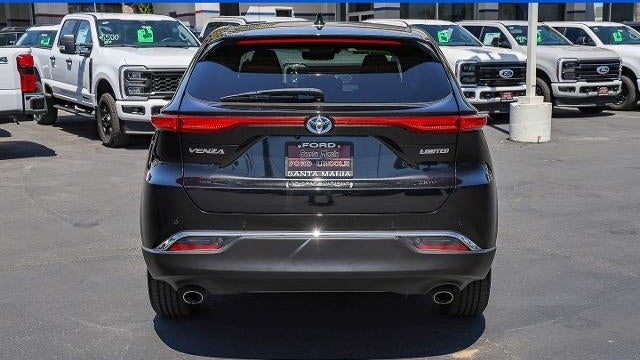 2023 Toyota Venza LE