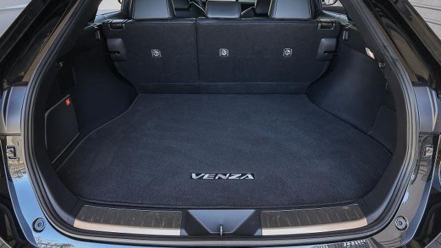 2023 Toyota Venza LE