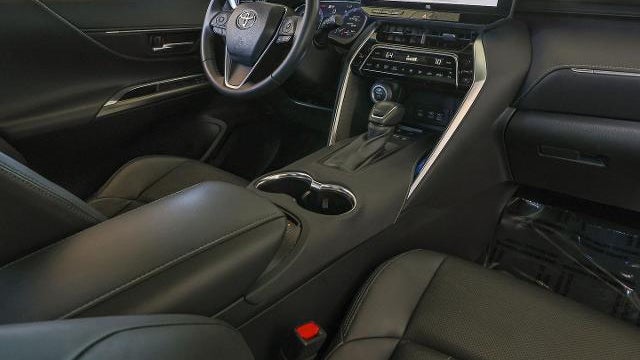 2023 Toyota Venza LE