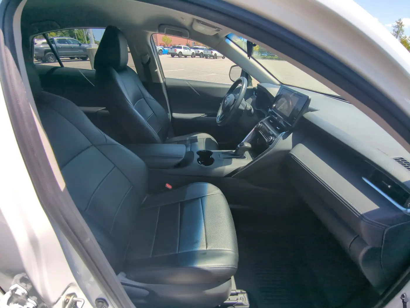 2023 Toyota Venza - $30,842