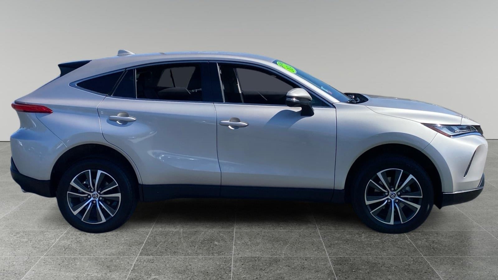 2024 Toyota Venza LE