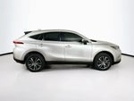 2021 Venza Thumbnail 26