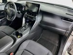 2021 Venza Thumbnail 32
