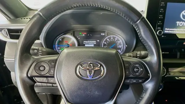2022 Toyota Venza LE