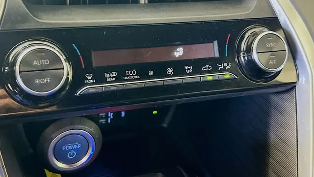 2022 Toyota Venza LE