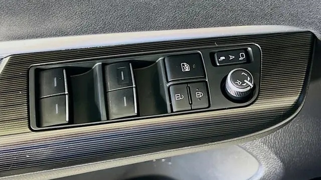 2022 Toyota Venza LE