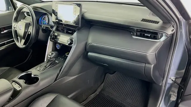 2022 Toyota Venza LE