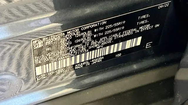 2022 Toyota Venza LE