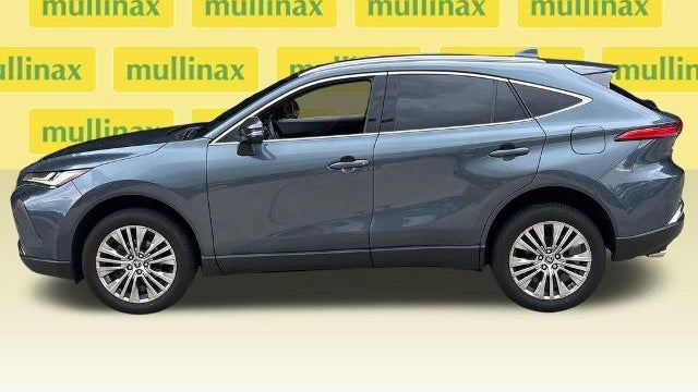 2022 Toyota Venza LE