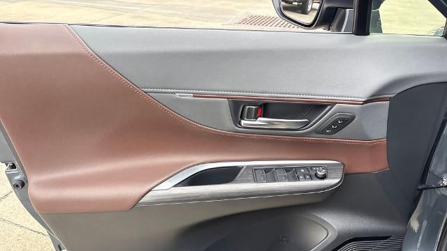 2022 Toyota Venza LE