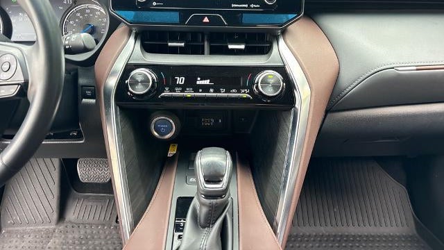2022 Toyota Venza LE