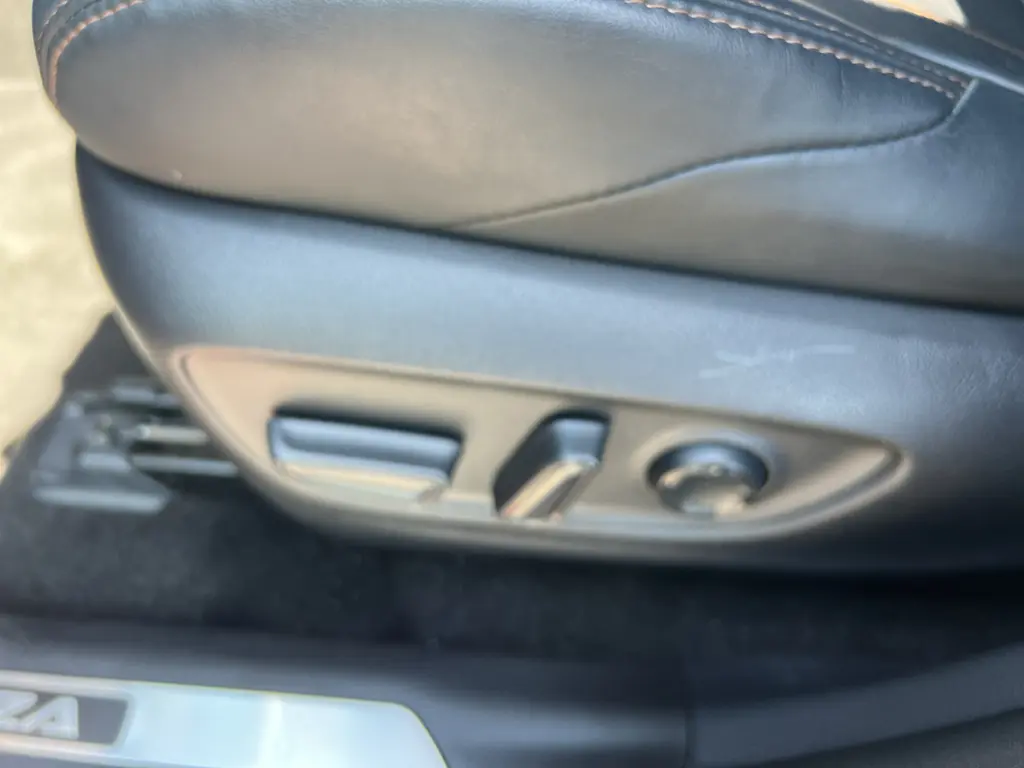 2021 Toyota Venza - $28,980