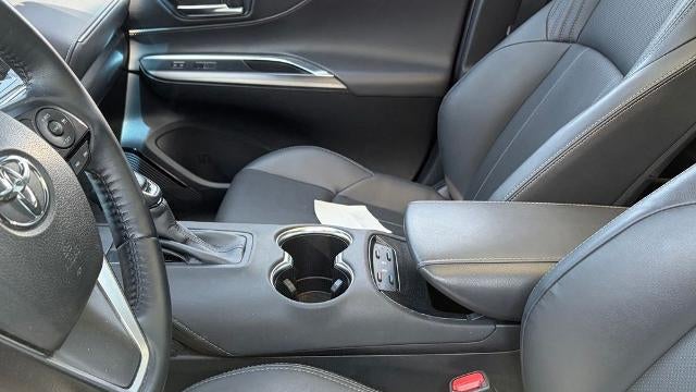 2024 Toyota Venza LE