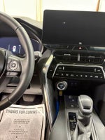 2024 Venza Thumbnail 12