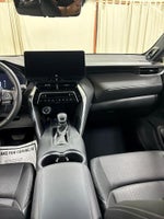 2024 Venza Thumbnail 17