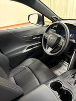 2024 Venza Thumbnail 25