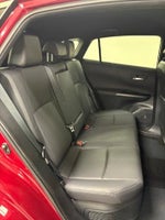 2024 Venza Thumbnail 32