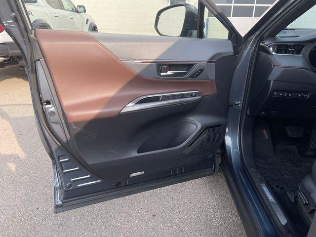 2024 Toyota Venza - $32,500